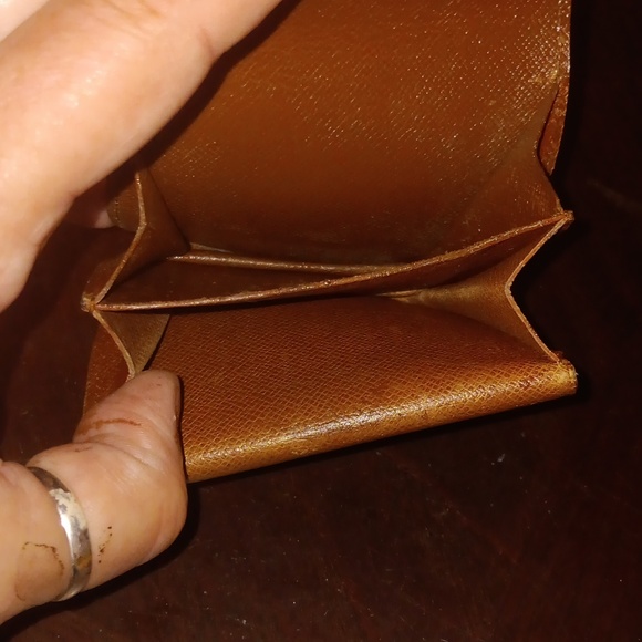 LOUIS VUITTON EUC PORTEMONNAIE WALLET - Picture 9 of 11